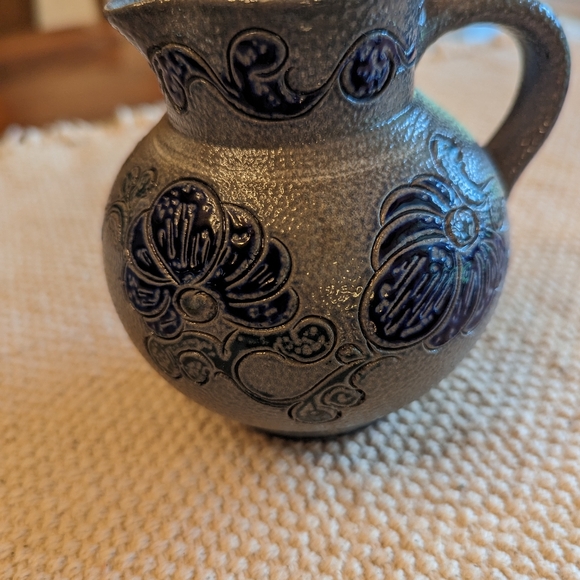 Vintage Alsace pottery pitcher - Picture 4 of 9